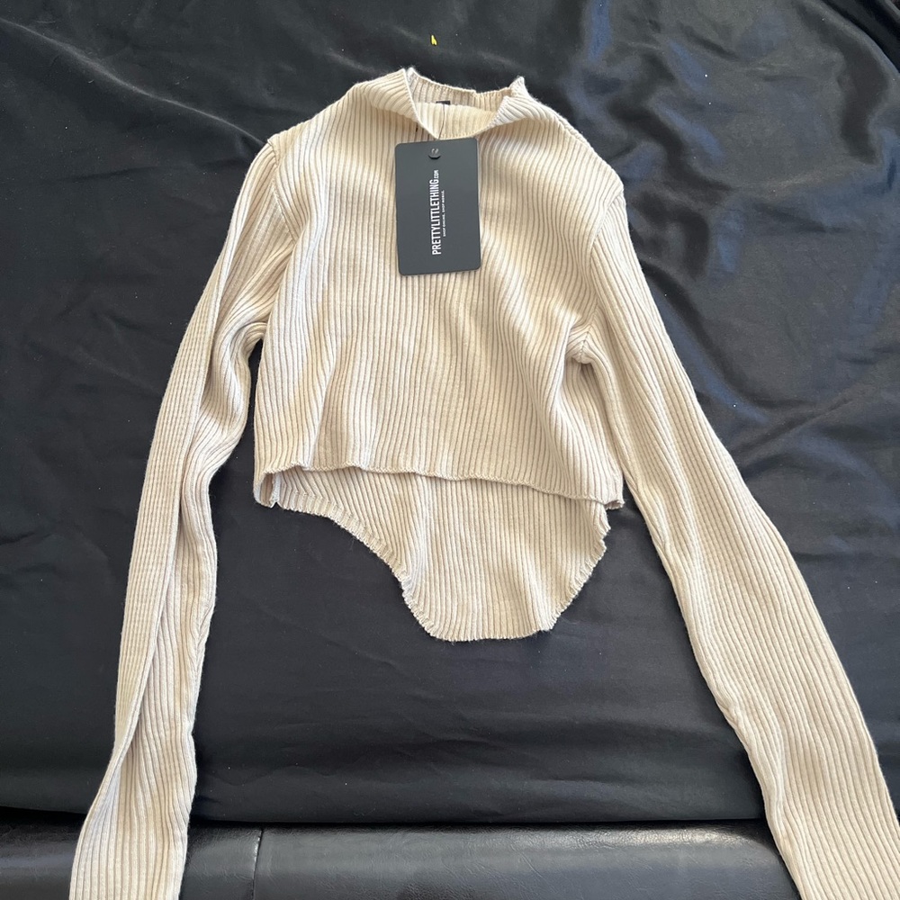 turtle neck long sleeve from prettylittlething, size 10
